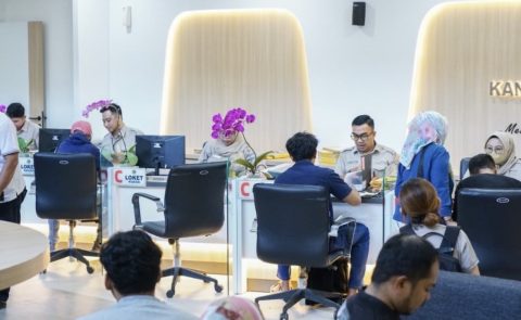 Pertegas Komitmen Layanan Prima, Pimpinan BPN Depok Tinjau Area Loket