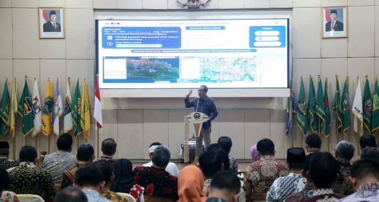83c2f319-5610-4c42-9957-3ba9a0b1117f Gubernur Jabar Targetkan Sertifikasi 3.200 Bidang Aset Daerah Tuntas pada 2027