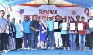 Puncak Peringatan HUT ke-81 RI di Cimpaeun Diwarnai Penyerahan 71 Sertipikat PTSL
